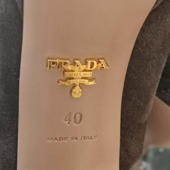 Prada Suede Heels, Like New - Picture 9 of 11